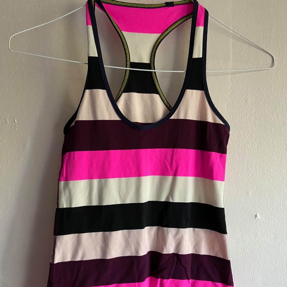 Lululemon Cool racerback sz 8